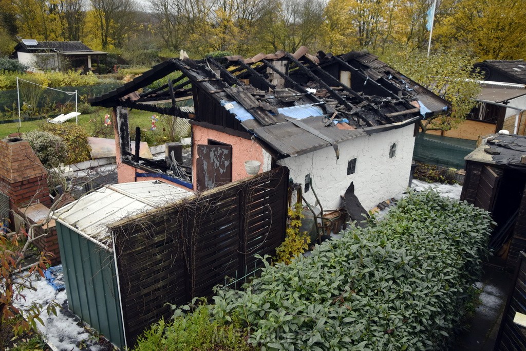 Wieder Laubenbraende Koeln Fuehlingen Kriegerhofstr P033.JPG - Miklos Laubert